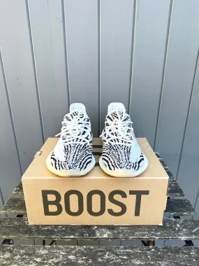 ADIDAS YEEZY BOOST 350 V@ Zebra Sneakers