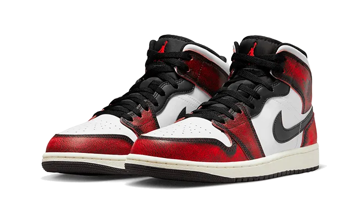 Air Jordan 1 Mid SE Wear-Away Chicago