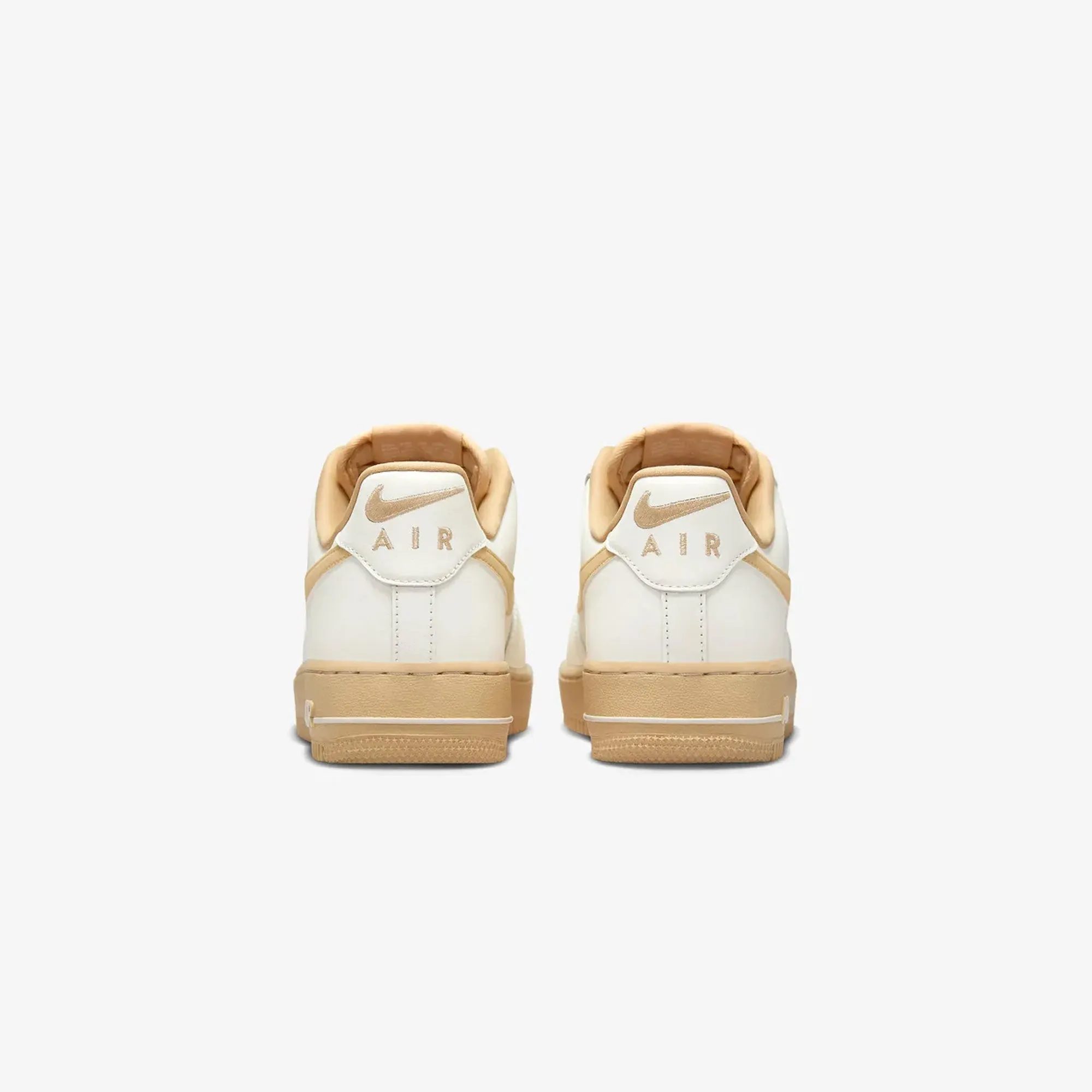 NIKE | WMN'S AIR FORCE 1 '07 { SAIL/SESAME-VINTAGE GREEN