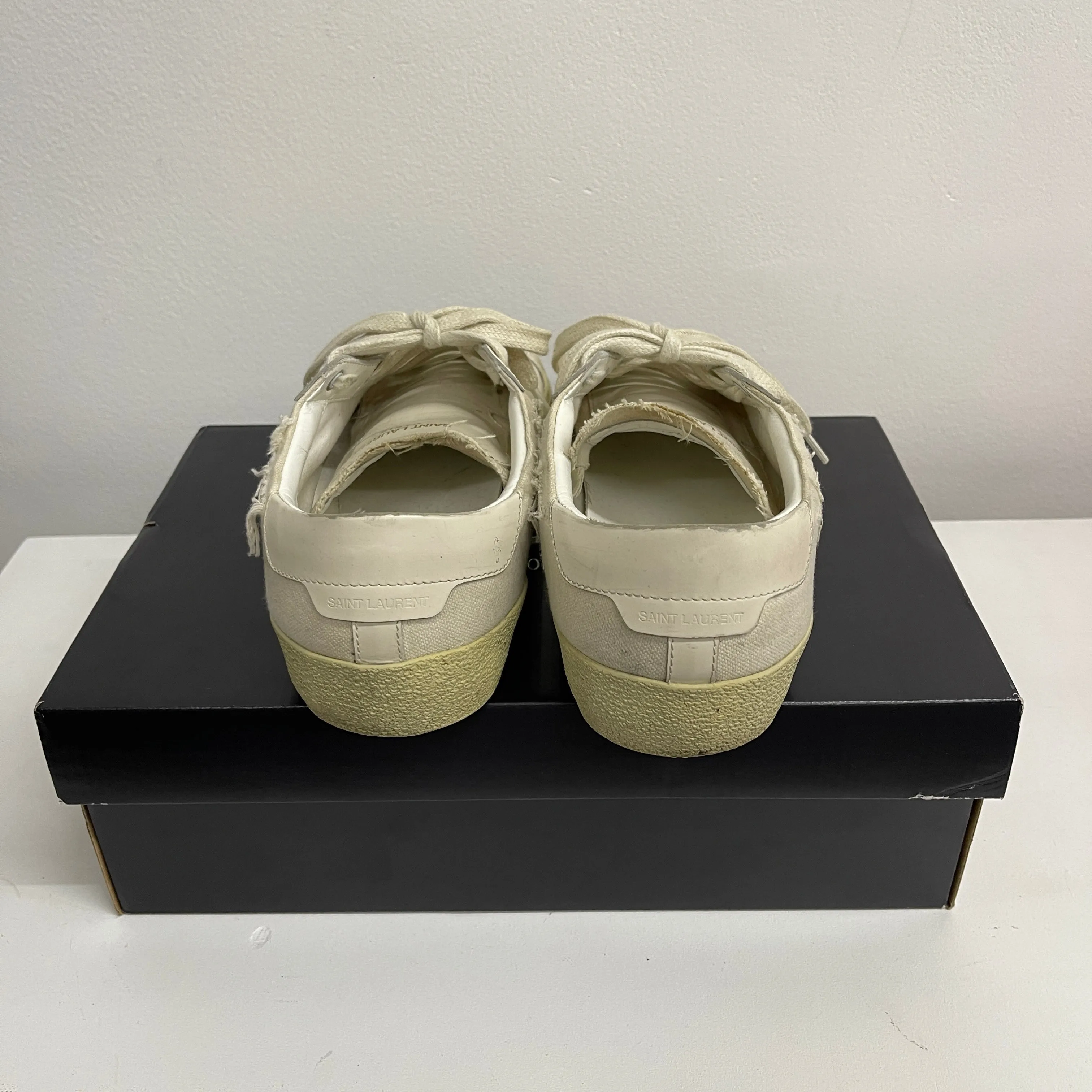 PRE LOVED - SAINT LAURENT COURT CLASSIC SL/06 EMBROIDERED SNEAKERS IN CANVAS AND LEATHER